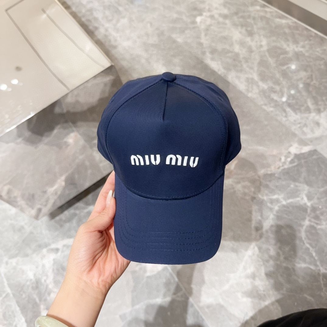 Miu Miu Caps